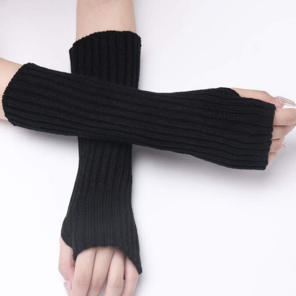 ❌Not For Sale❌ BLACK Fingerless Gloves Arm Warmers with Thumb Holes BRAND NEW - Picture 3 of 4